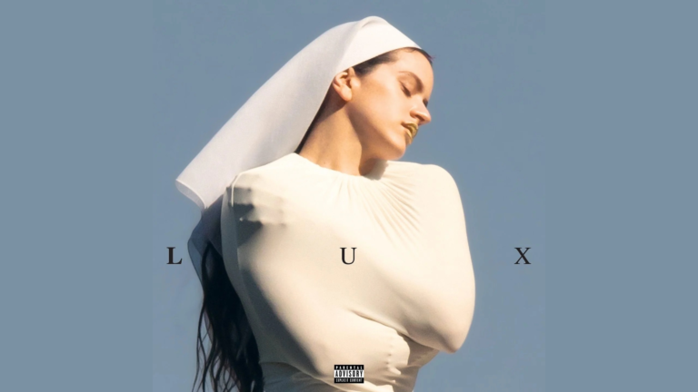 LUX: ROSALÍA SACÓ EL MEJOR ÁLBUM DE SU VIDA