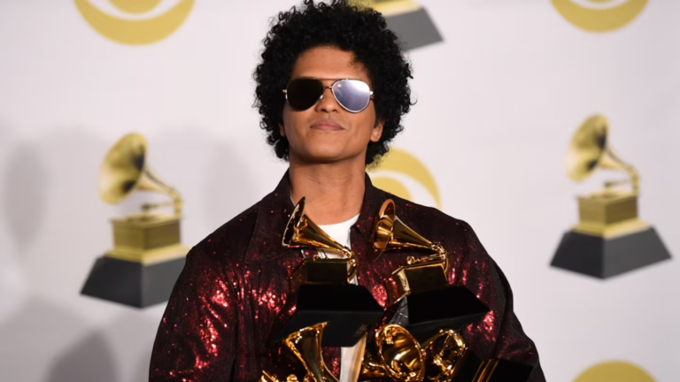 BRUNO MARS, NUEVA MÚSICA
