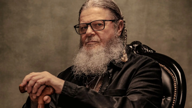 Gustavo Santaolalla vuelve a Argentina