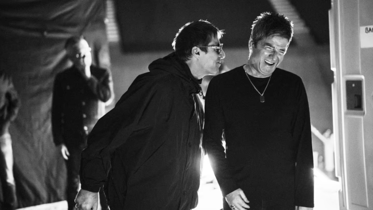 Más detalles del documental de Oasis